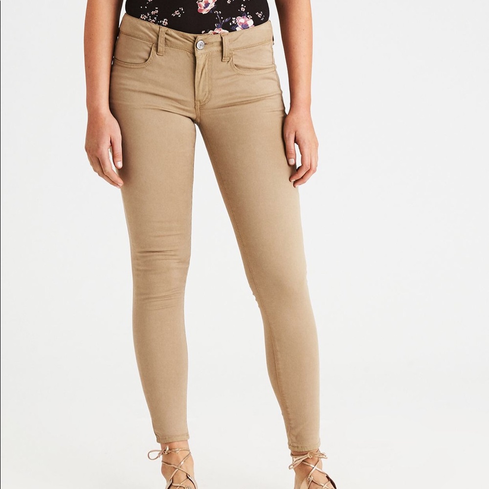 American Eagle Khaki Jegging